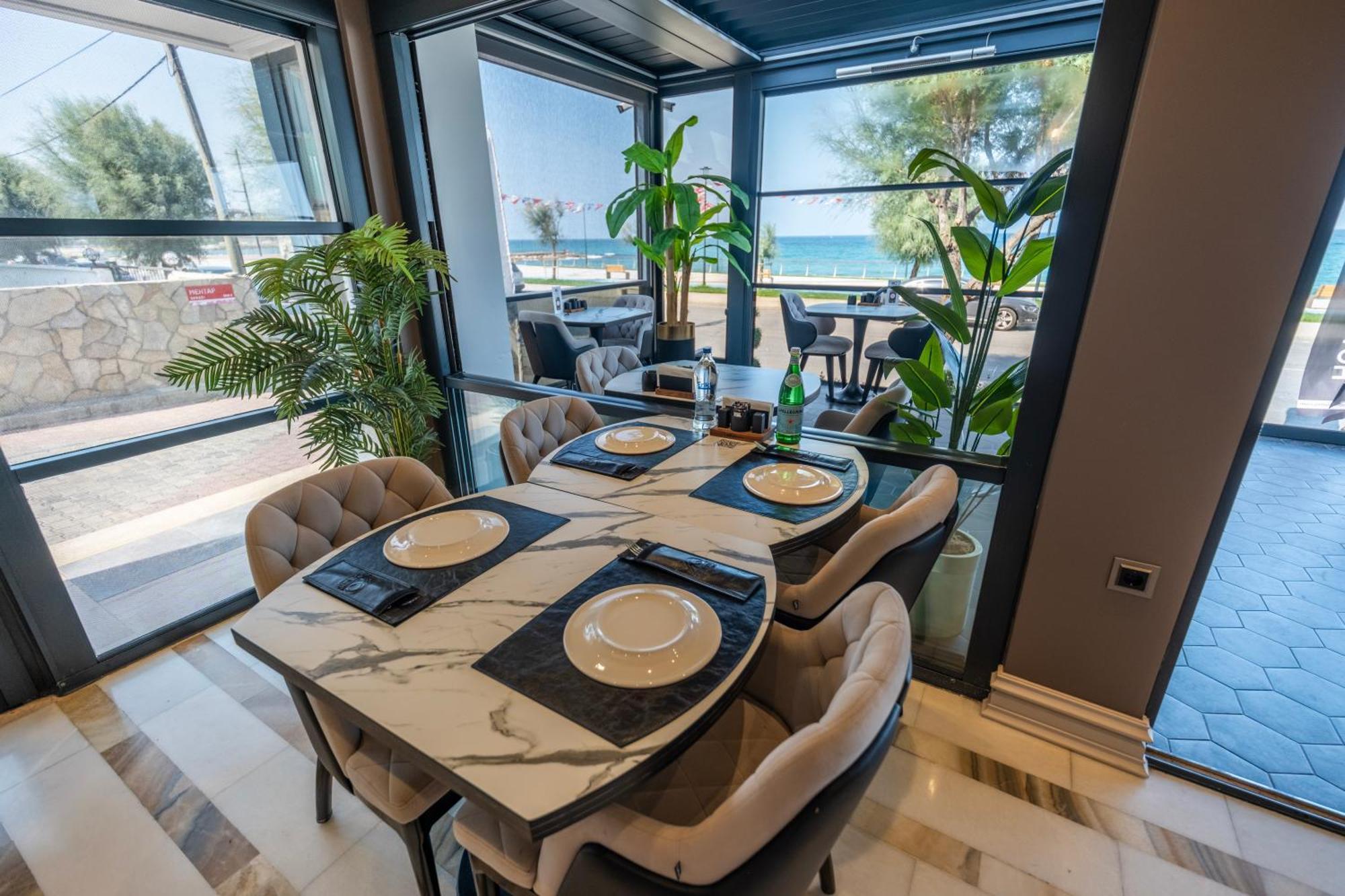 Mq Hotel Suites Arnavutkoy Eksteriør bilde